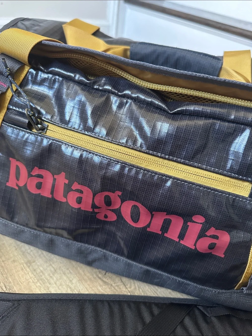 Patagonia Black hole Duffel 40L